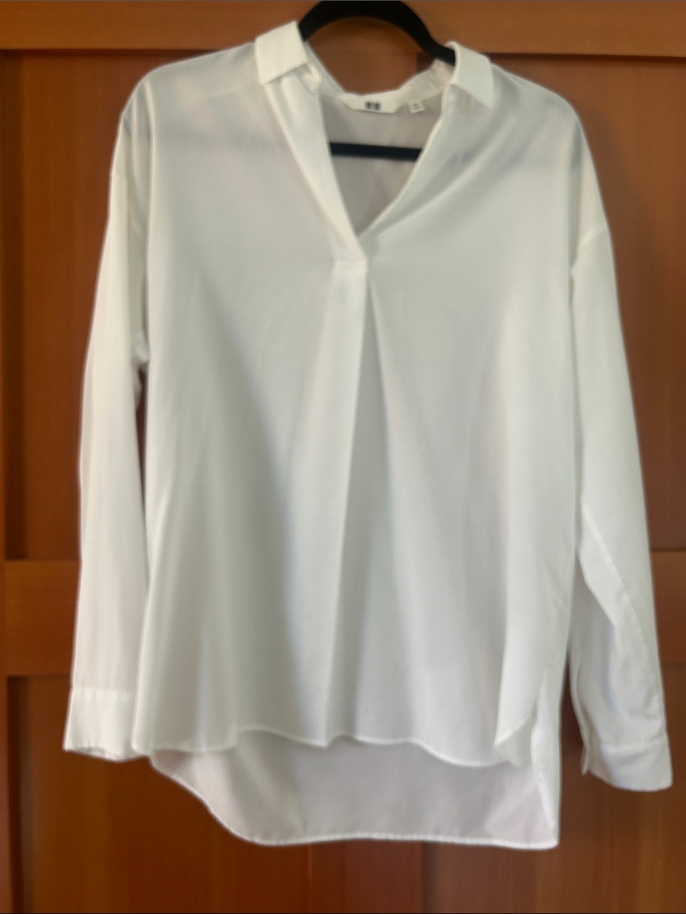 Uniqlo White V-Neck Collared Long Sleeve Tunic